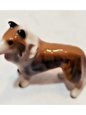 Vtg Hagen Renaker Collie Dog Standing Miniature Tiny Trinket USA